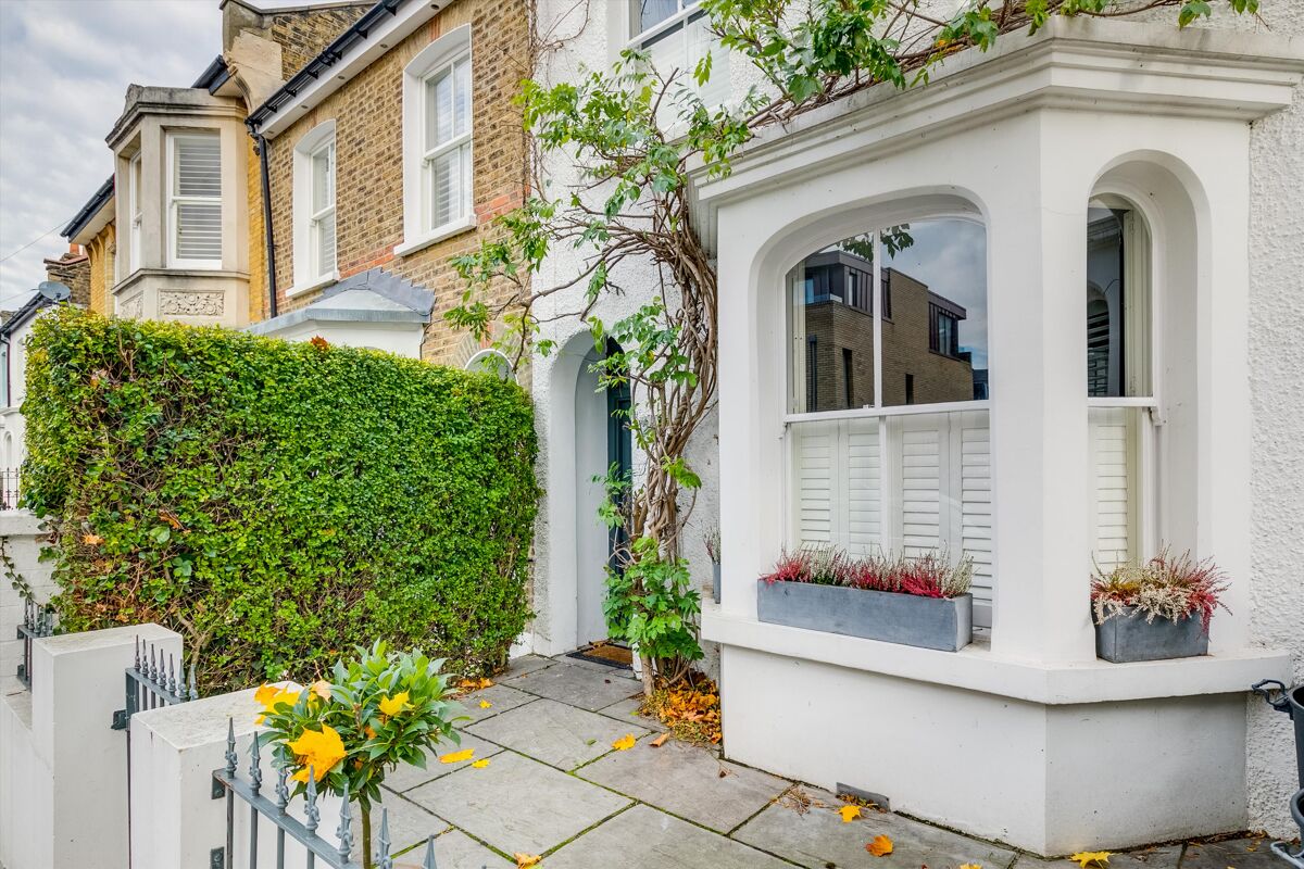 house for sale in Wiseton Road, Wandsworth Common, London, SW17