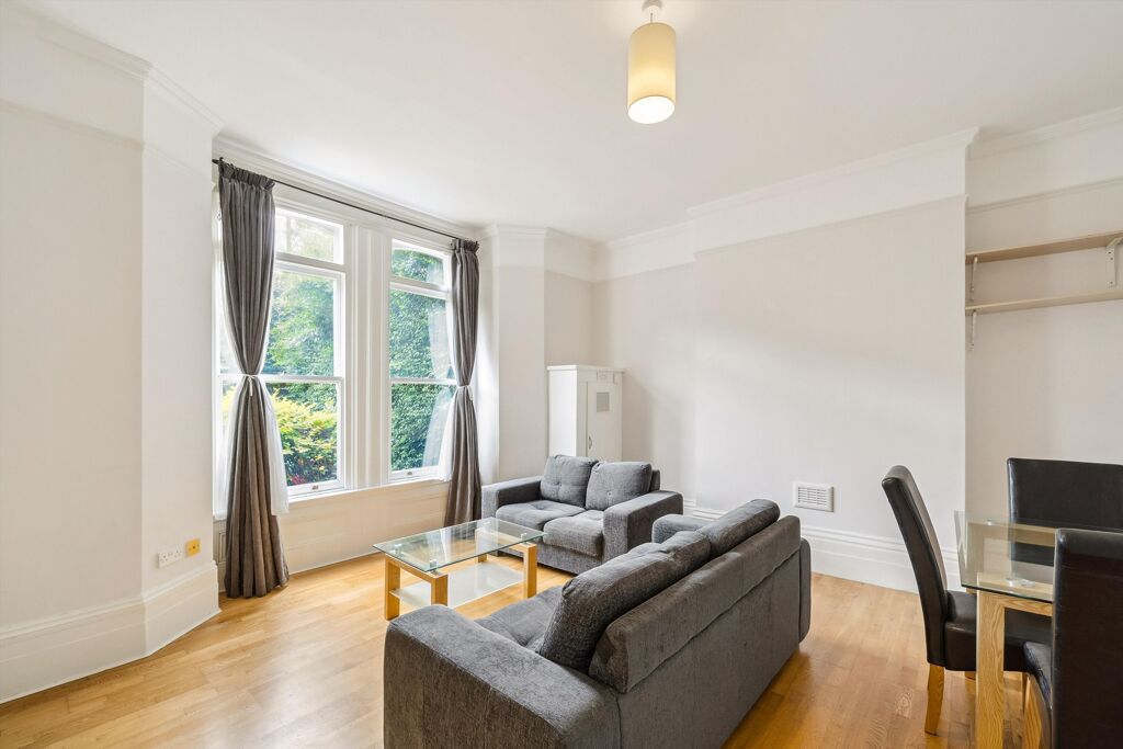 Image of Trinity Road, London, SW17