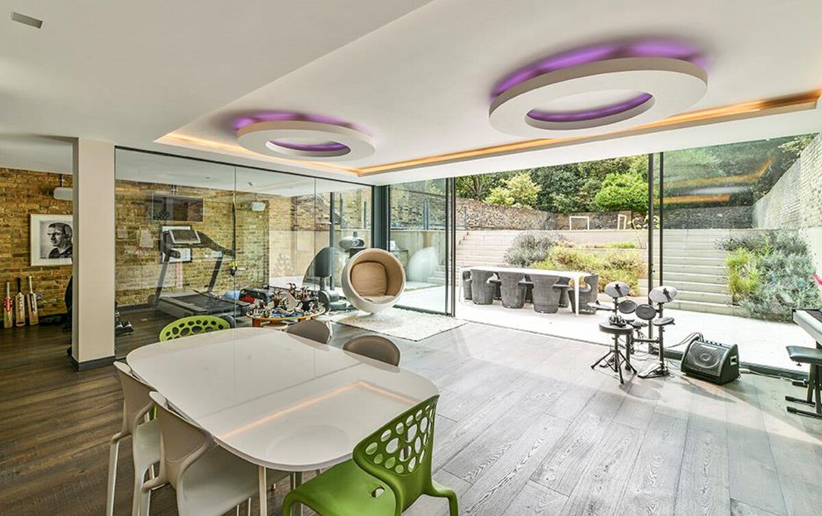 house for sale in North Side Wandsworth Common, Wandsworth, London