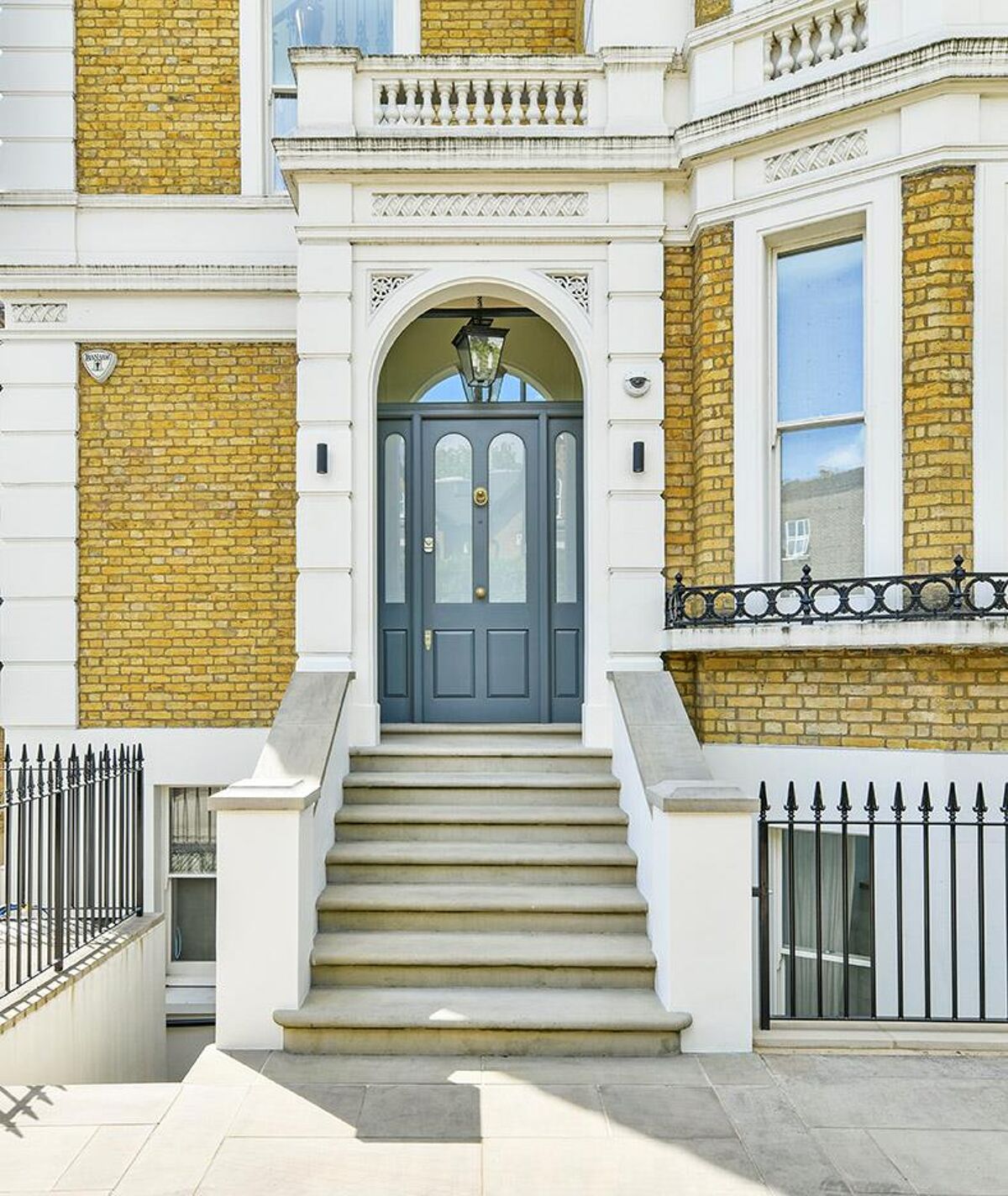 house for sale in North Side Wandsworth Common, Wandsworth, London