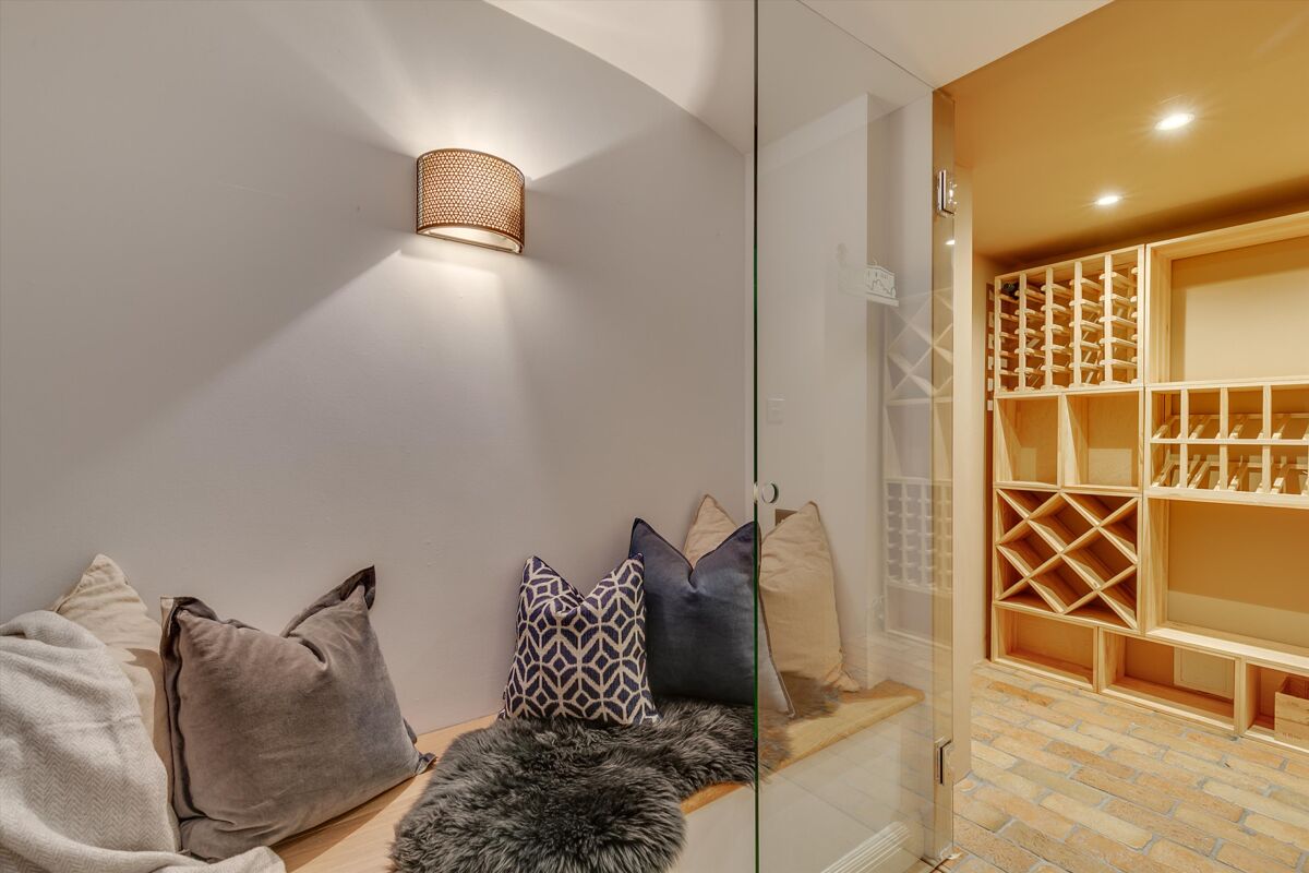 flat for sale in The Shrubbery, 2 Lavender Gardens, London, SW11