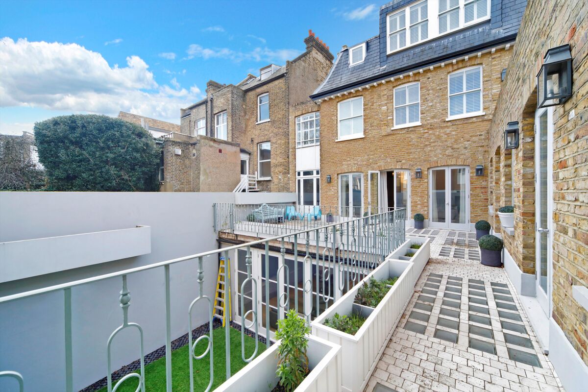 house for sale in Bellevue Road, London, SW17 WND012104602 Knight Frank