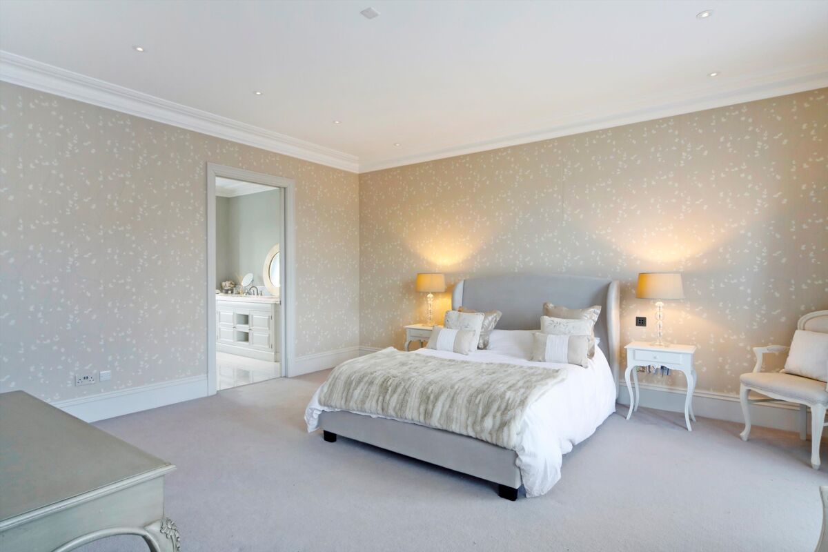 house for sale in Bellevue Road, London, SW17 WND012104602 Knight Frank