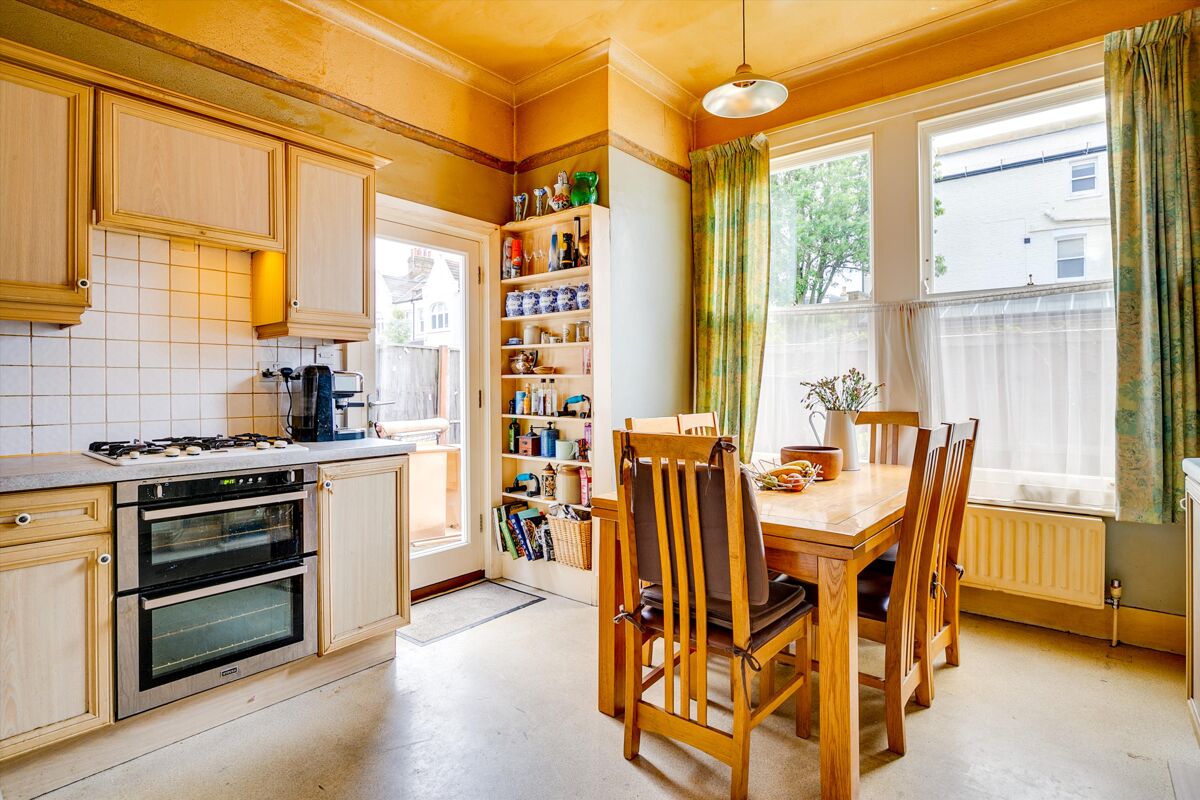 house for sale in Boundaries Road, London, SW12 WND012107954 Knight