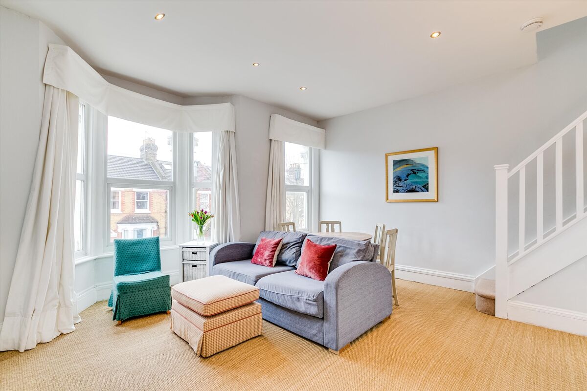 flat for sale in Inman Road, Earlsfield, SW18 WND012121020 Knight Frank