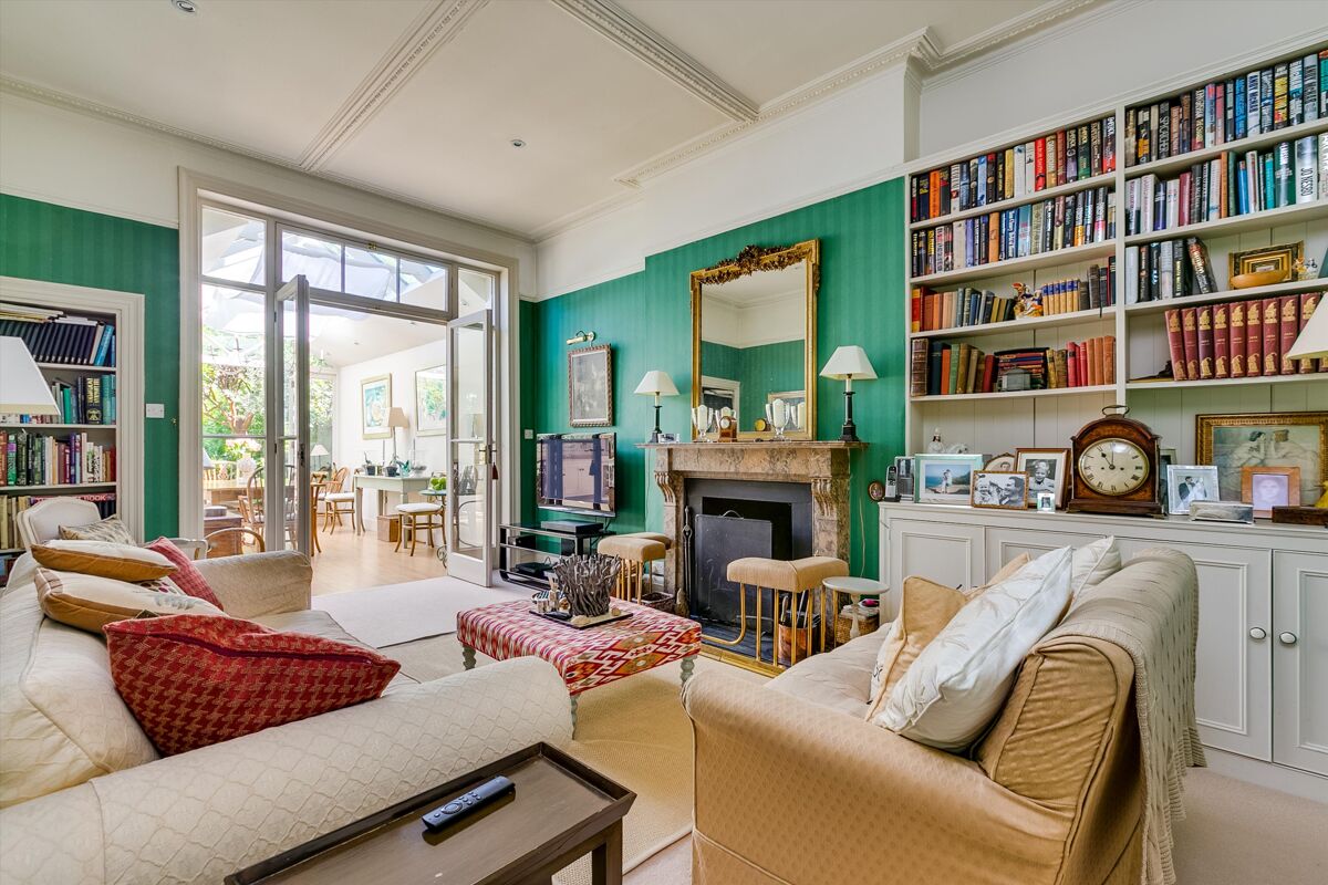 house for sale in Criffel Avenue, London, SW2. WND012126032 Knight