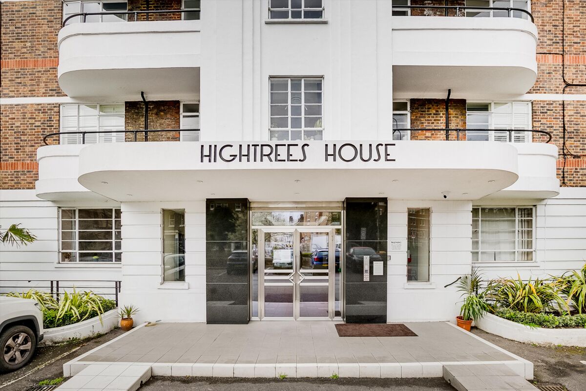 flat for sale in Hightrees House, Nightingale Lane, SW12 WND012135200