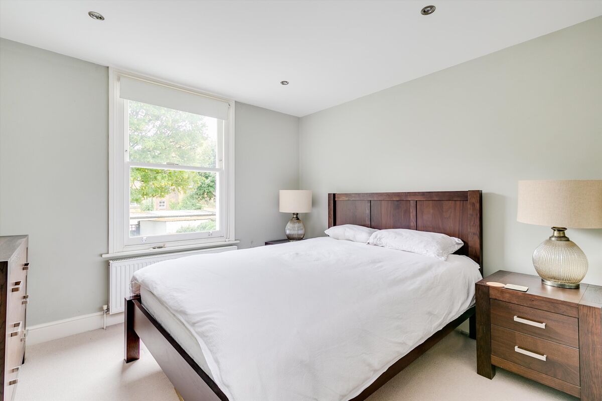 house for sale in Sarsfeld Road, London, SW12 WND012143934 Knight Frank