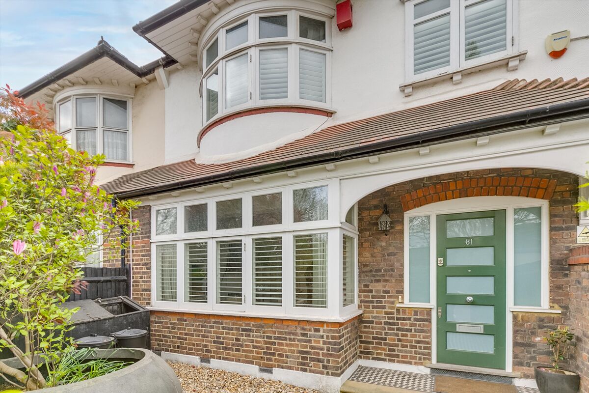 house for sale in Upper Tooting Park, SW17 WND012154958 Knight Frank