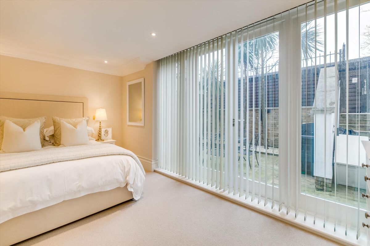 flat for sale in Thornton Place, Clapham, SW4 WND012161672 Knight Frank