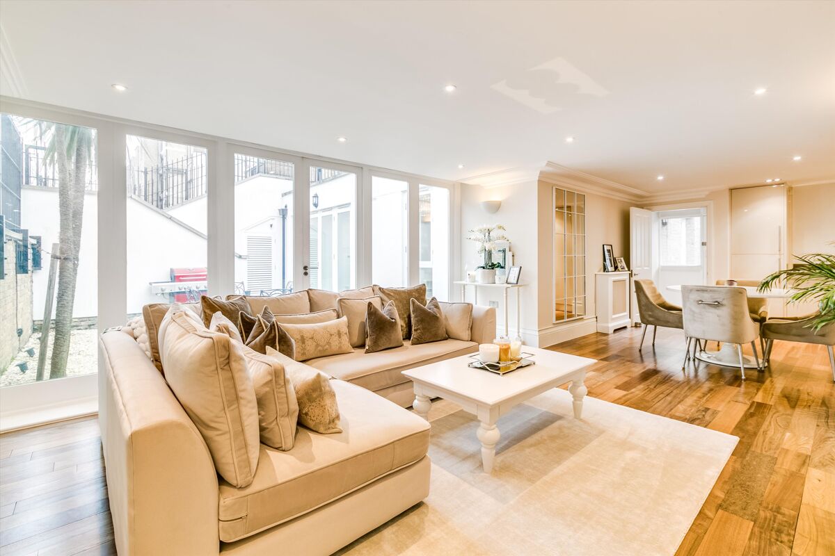 flat for sale in Thornton Place, Clapham, SW4 WND012161672 Knight Frank