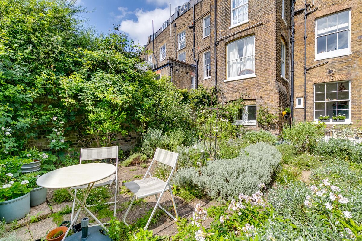 flat for sale in Crescent Grove, Clapham, SW4 WND012169809 Knight Frank