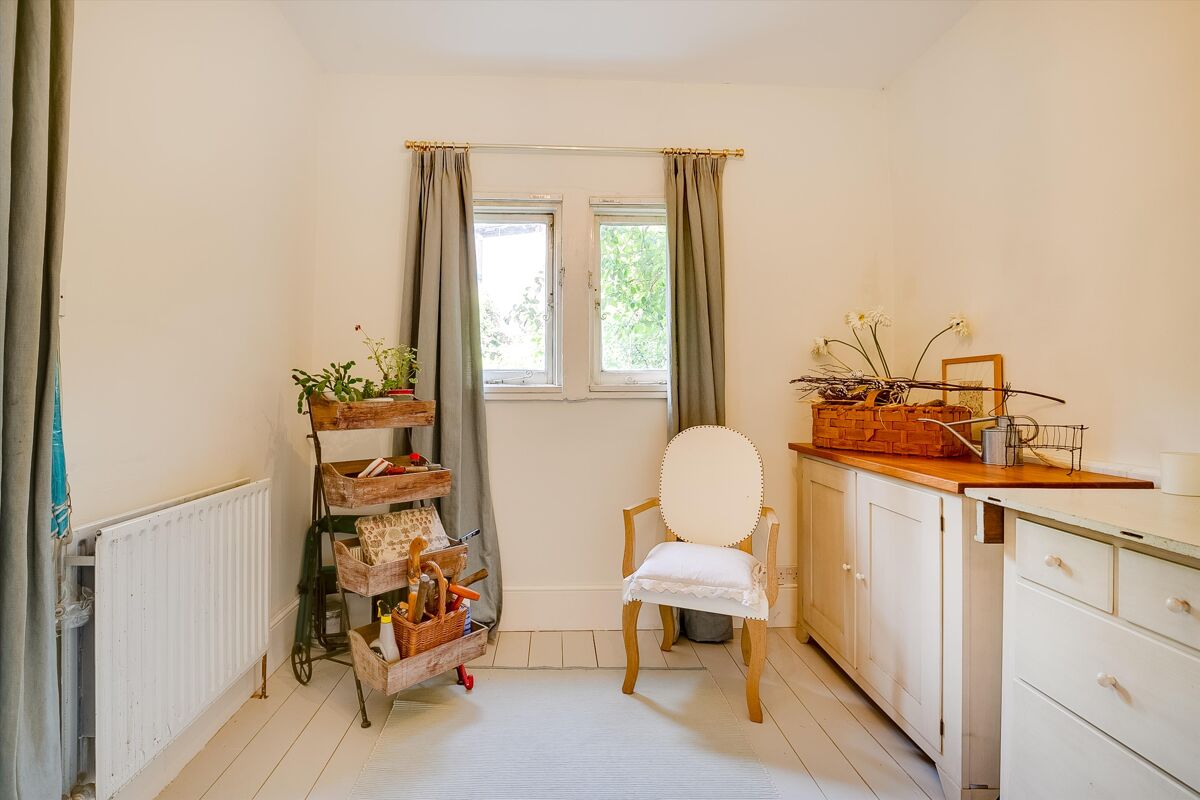 flat for sale in Crescent Grove, Clapham, SW4 WND012169809 Knight Frank