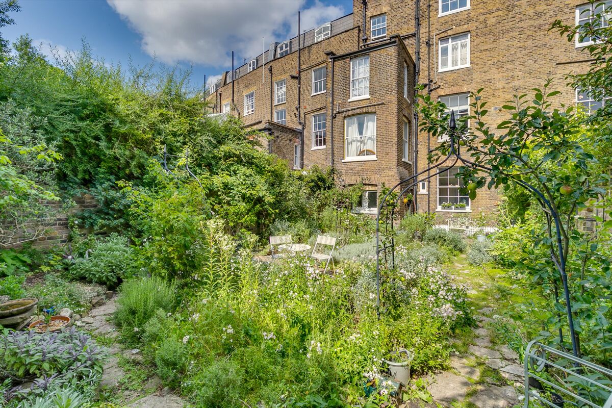 flat for sale in Crescent Grove, Clapham, SW4 WND012169809 Knight Frank