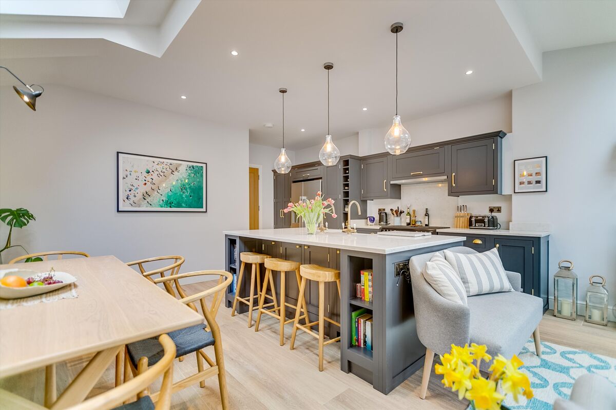 flat for sale in Gauden Road, Clapham, SW4 WND012169817 Knight Frank