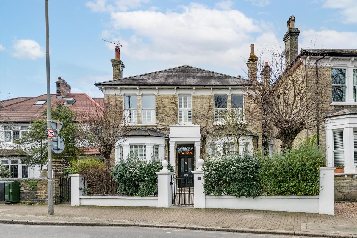 house for sale in St. James's Drive, London, SW17 WND012183408