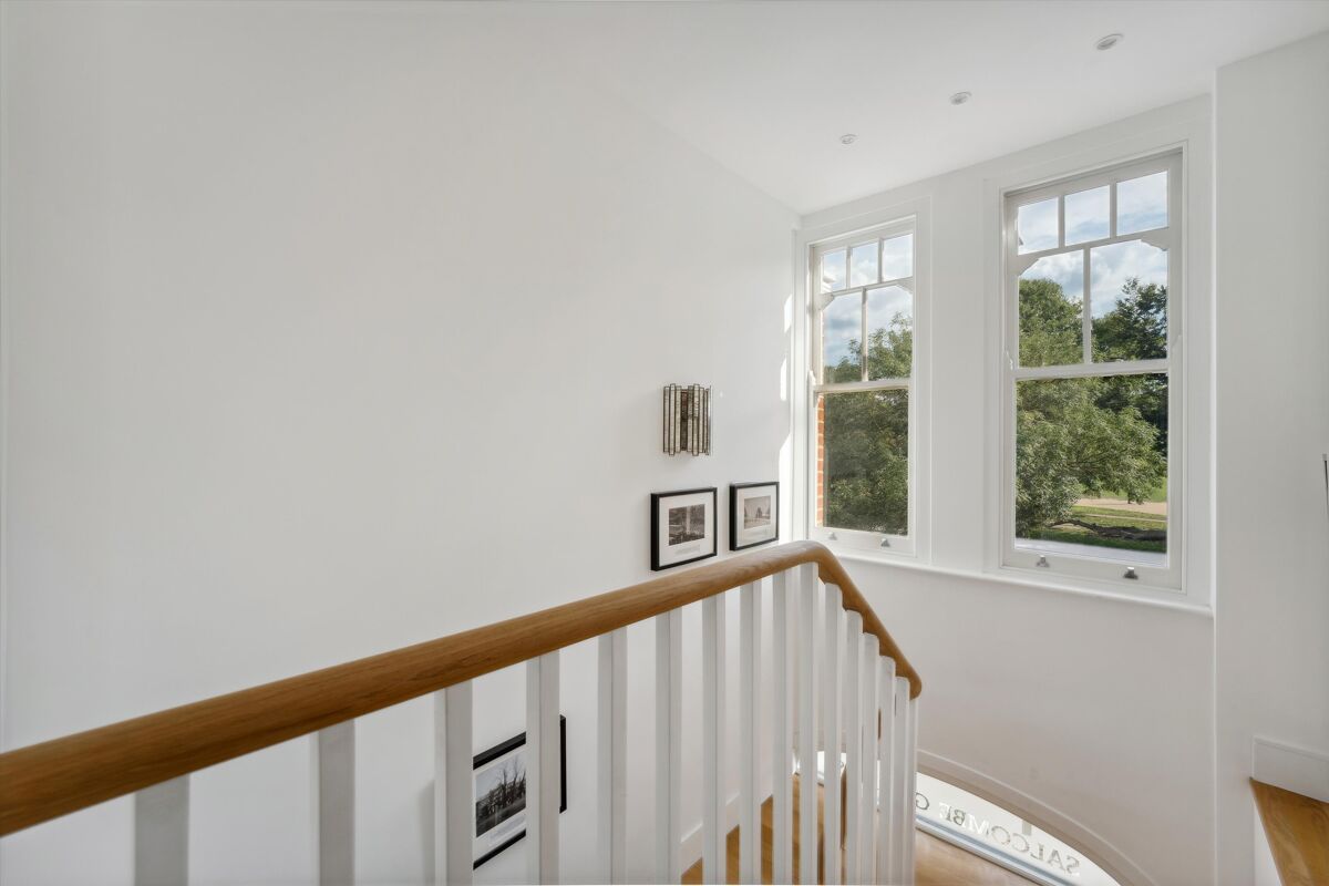 flat for sale in Gardens, Clapham Common, SW4 WND012227345
