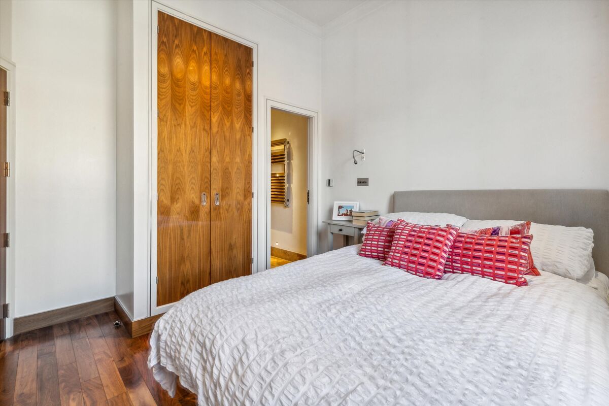 flat for sale in Windmill House, 9 Windmill Drive, London, SW4