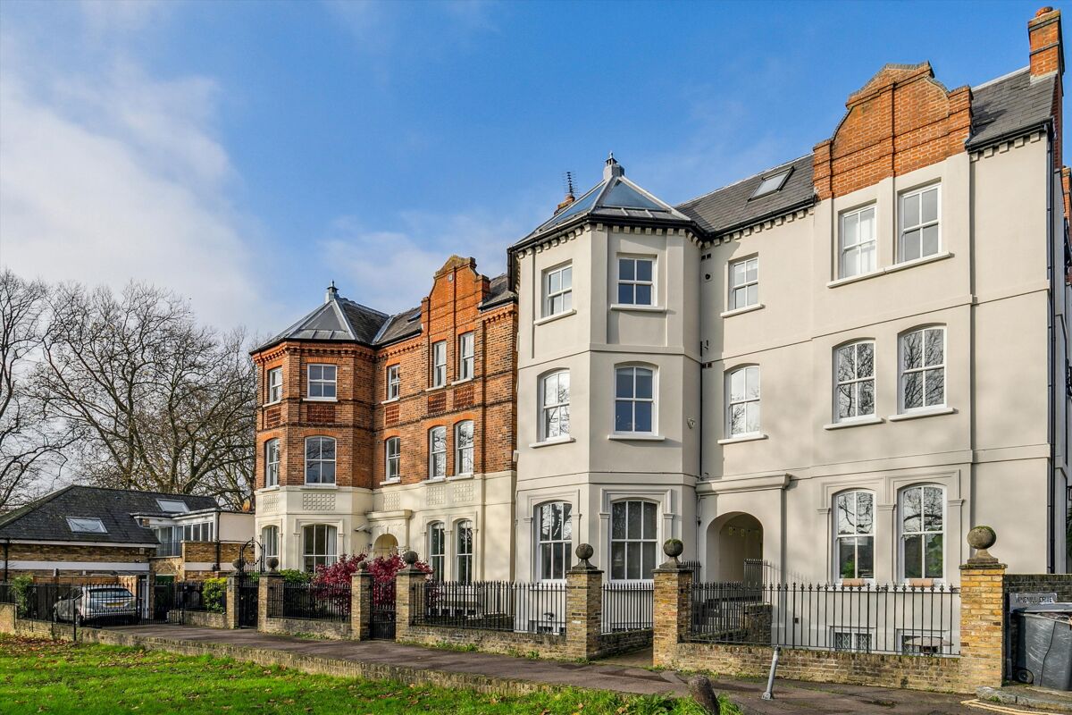 flat for sale in Windmill House, 9 Windmill Drive, London, SW4