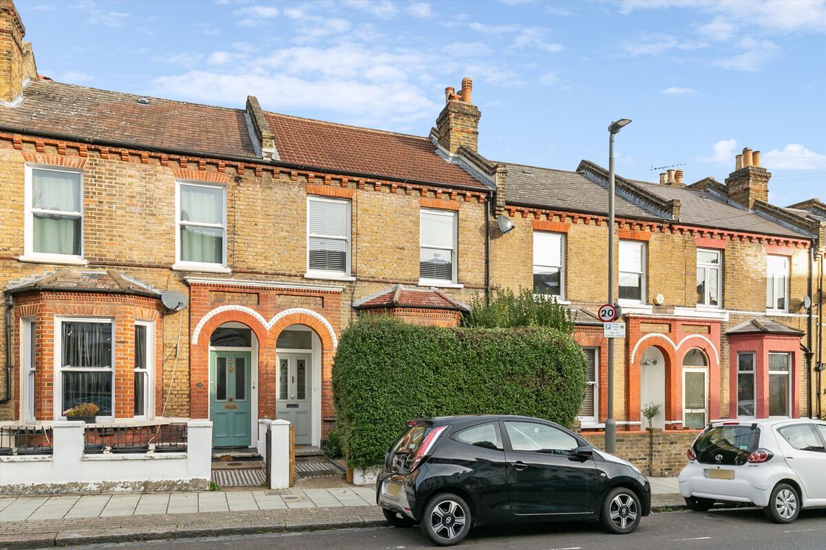 house for sale in Sarsfeld Road, SW12 WND012243786 Knight Frank