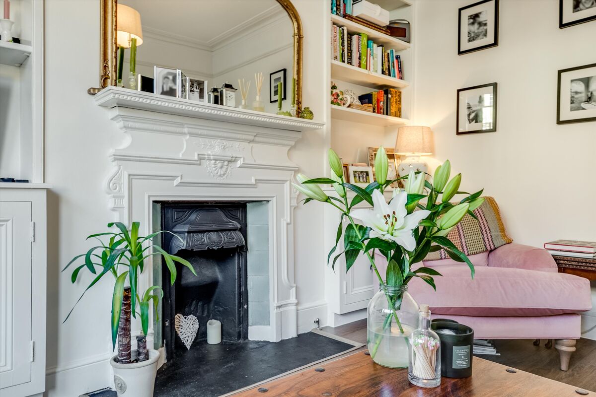 flat for sale in Barmouth Road, London, SW18 WND012255098 Knight Frank