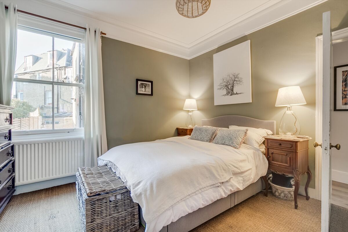 flat for sale in Barmouth Road, London, SW18 WND012255098 Knight Frank
