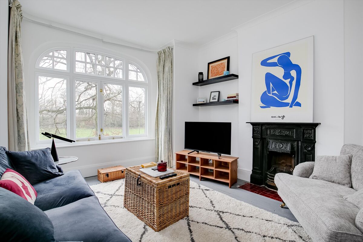 flat for sale in Emmanuel Road, Balham, London, SW12 WND012260693