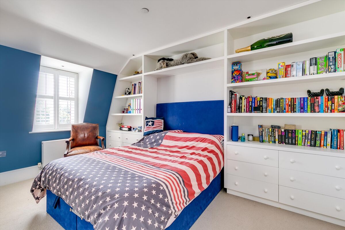 house for sale in Spencer Park, London, SW18 WND012271239 Knight Frank