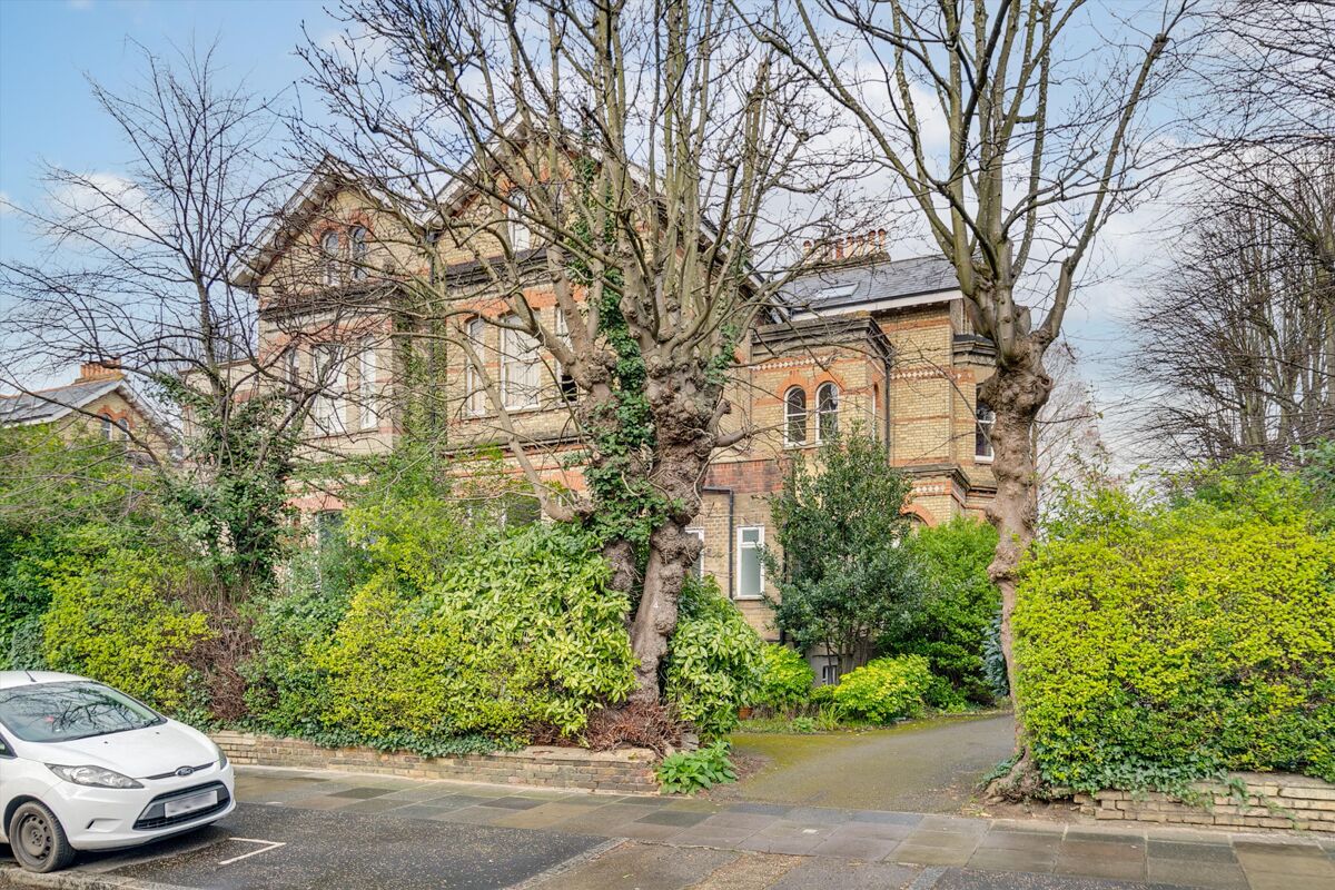 flat for sale in Riverdale Road, Twickenham, London, TW1 WND012294383