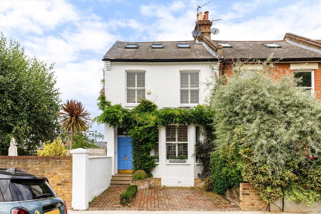 Image of Hendham Road, London, SW17