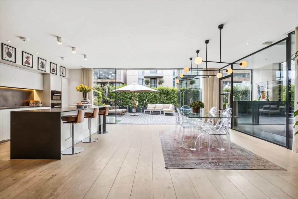 Image of Radstock Street, London, SW11