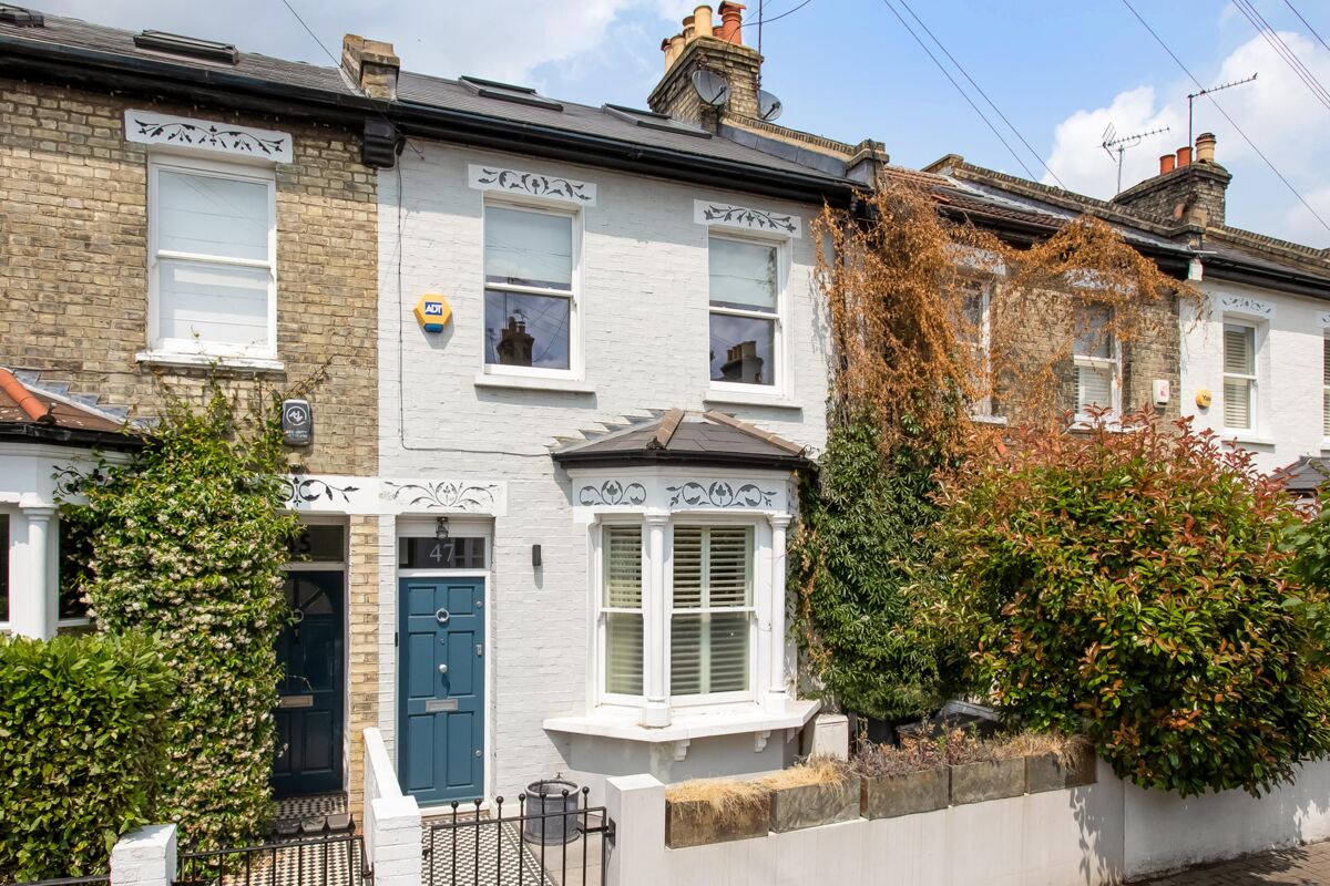 house for sale in Fullerton Road, Wandsworth, SW18 WND012339857