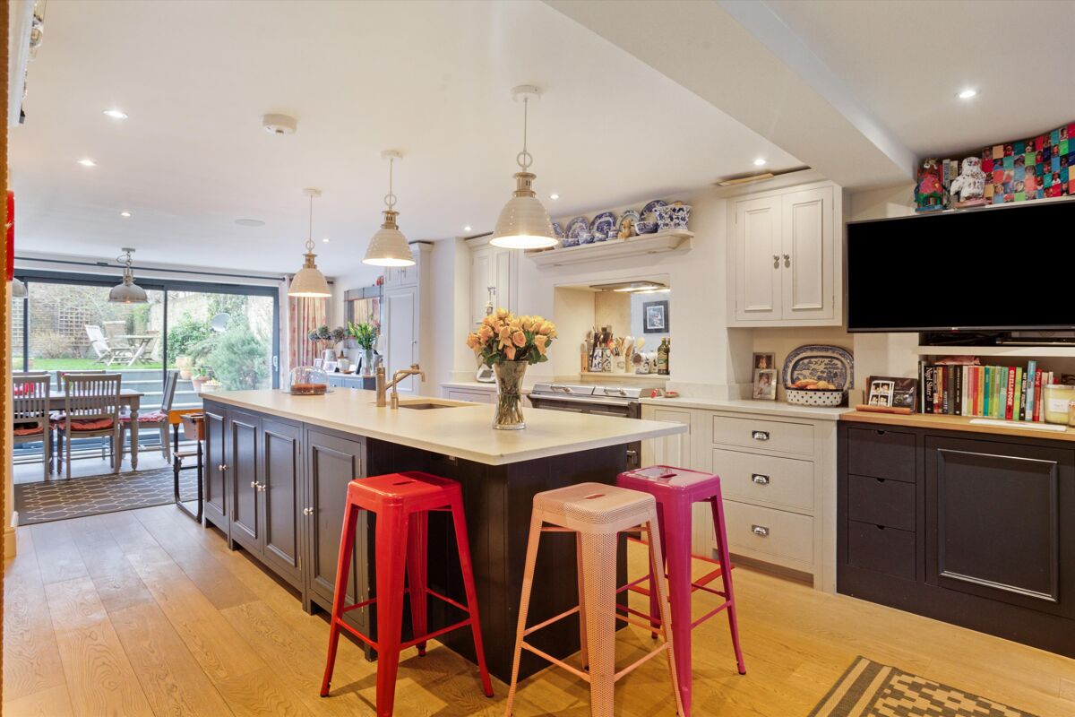 house for sale in Stockwell Park Road, London, SW9 WND012347618