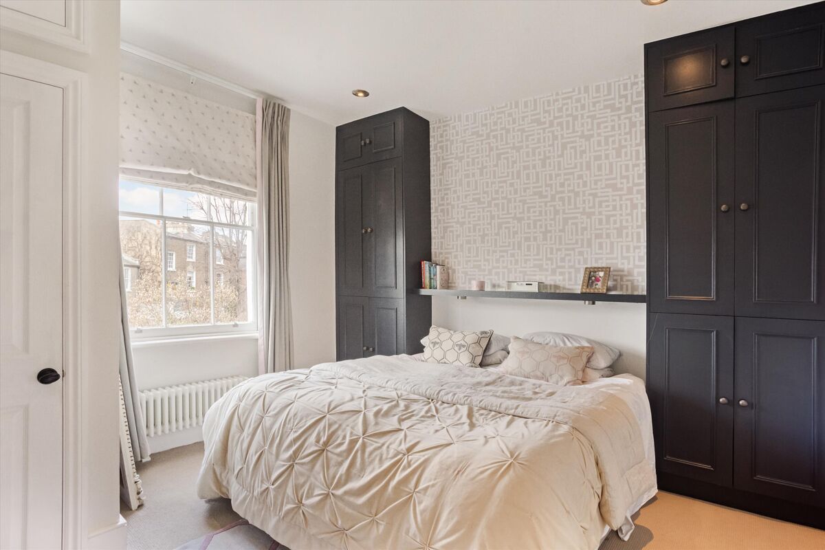 house for sale in Stockwell Park Road, London, SW9 WND012347618