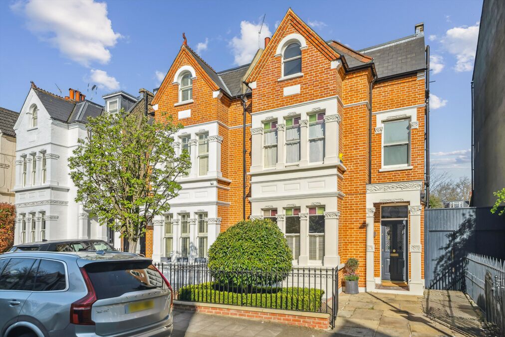 Image of Henderson Road, London, SW18