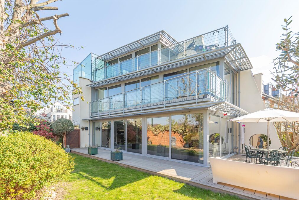 Image of Gerard Road, Barnes, London, SW13