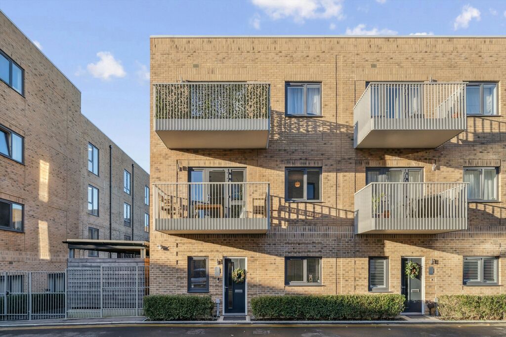 Image of Plum Mews, London, SW17