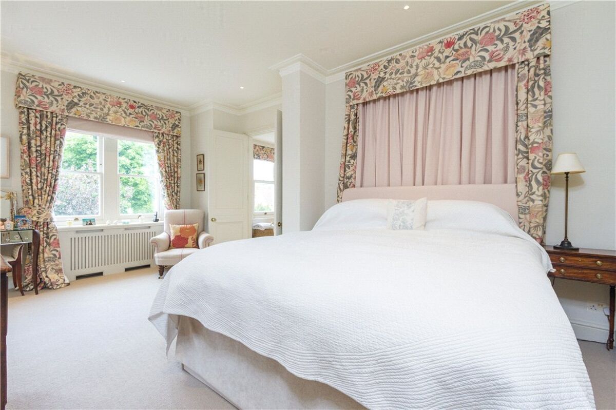 house for sale in St. James's Drive, Wandsworth Common, London, SW17