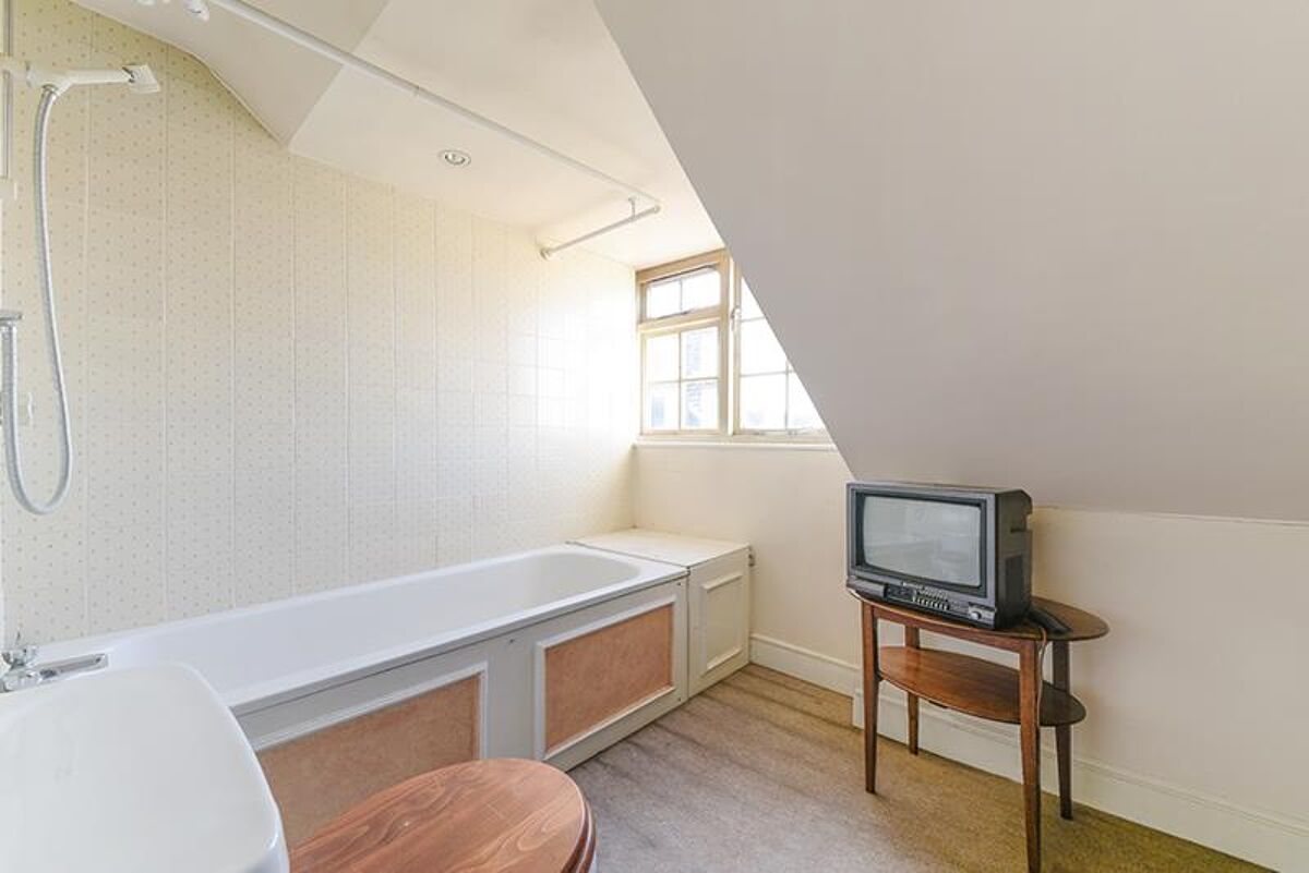 house for sale in Lyford Road, Wandsworth, London, SW18 WND070336