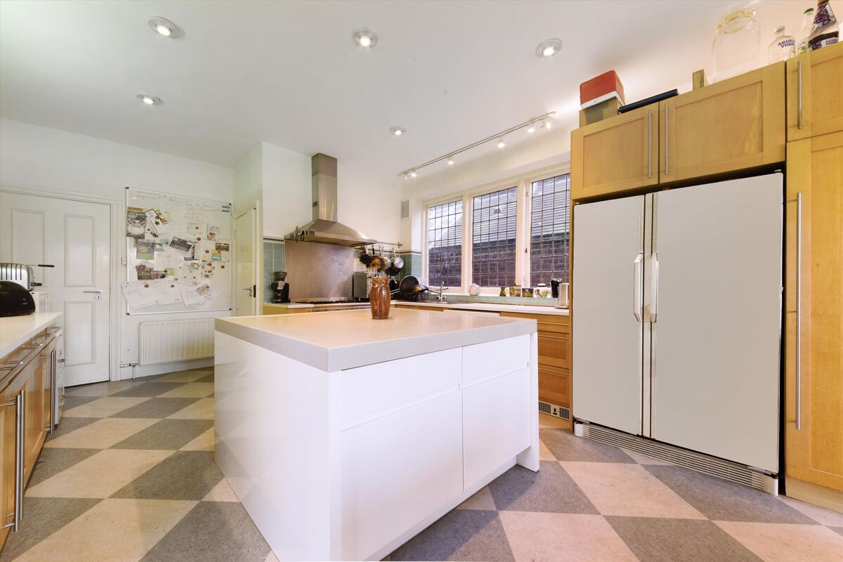 house for sale in Lyford Road, Wandsworth, London, SW18 WND070336