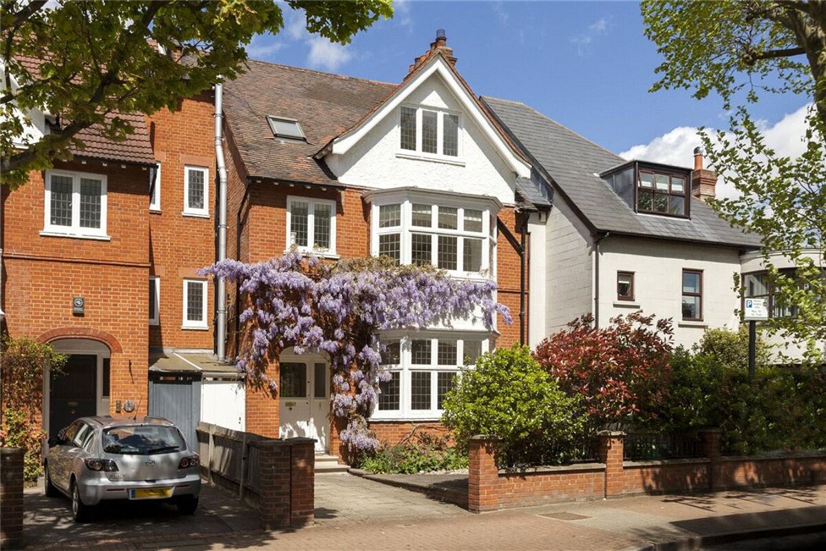 house for sale in Herondale Avenue, Wandsworth Common, London, SW18