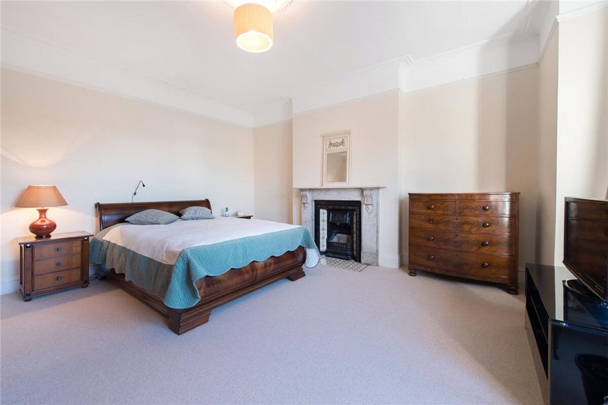 house for sale in Baskerville Road, Wandsworth, London, SW18