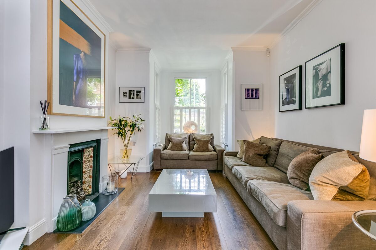 house for sale in Falcon Grove, Battersea, London, SW11. WND110262