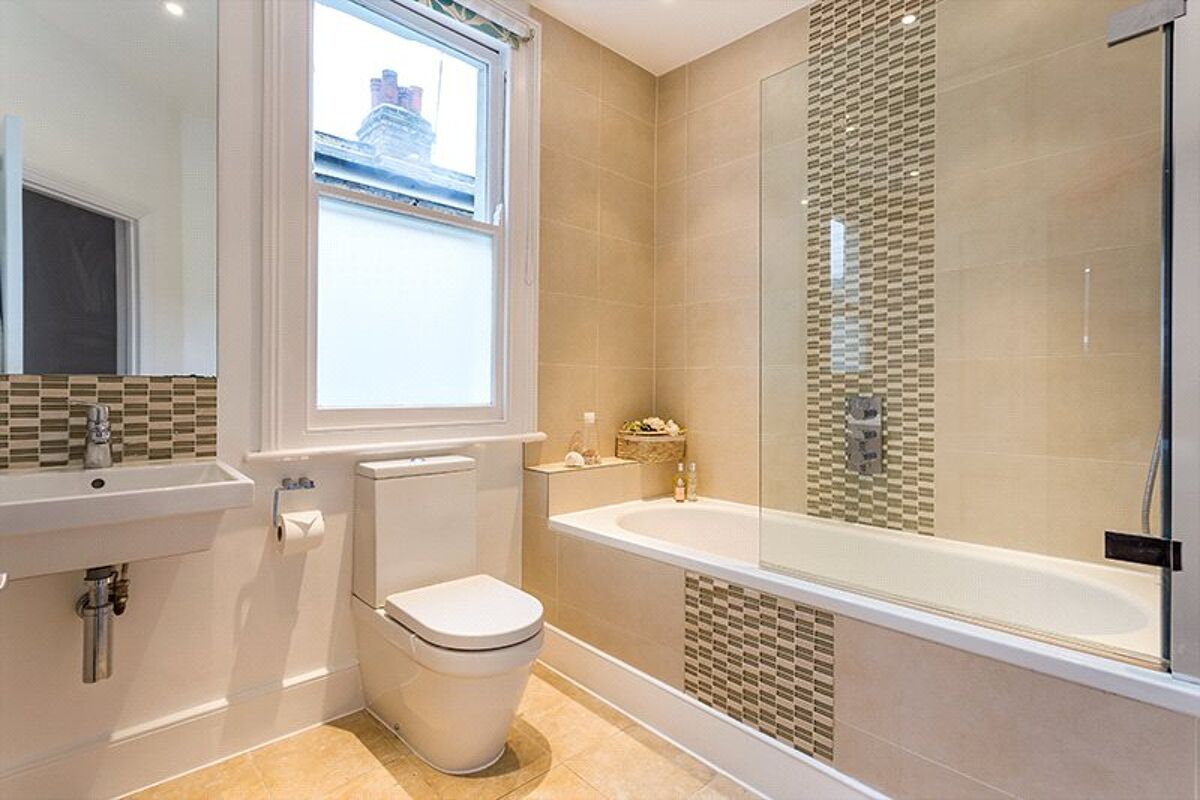 house for sale in Gosberton Road, Nightingale Triangle, Wandsworth