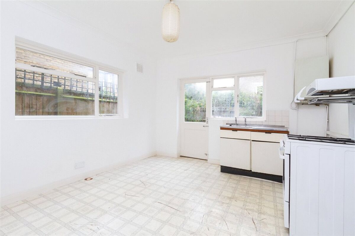 house for sale in Clapham Common North Side, Clapham, London, SW4