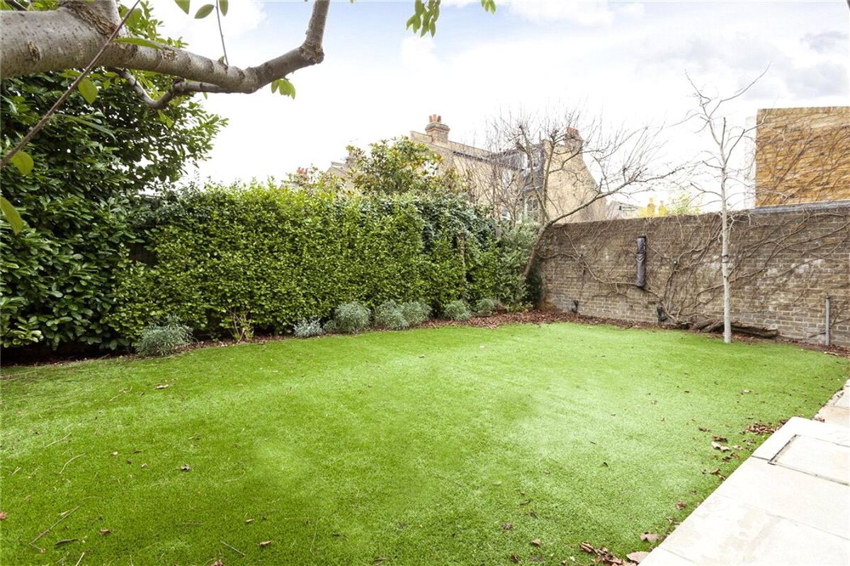 house for sale in Clapham Common West Side, Clapham, London, SW4