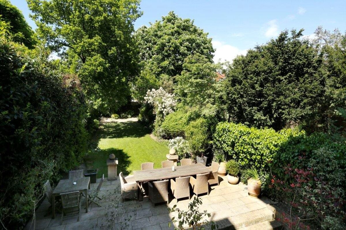 house for sale in Nightingale Lane, Wandsworth, London, SW12