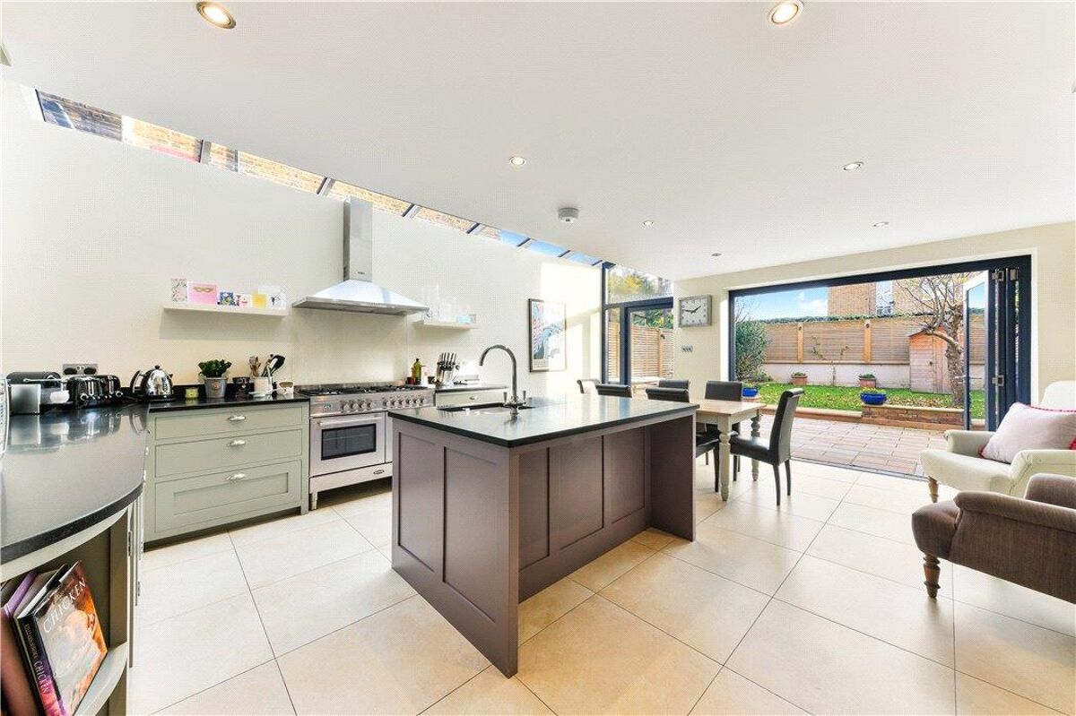 house for sale in Sarsfeld Road, Balham, Wandsworth, London, SW12