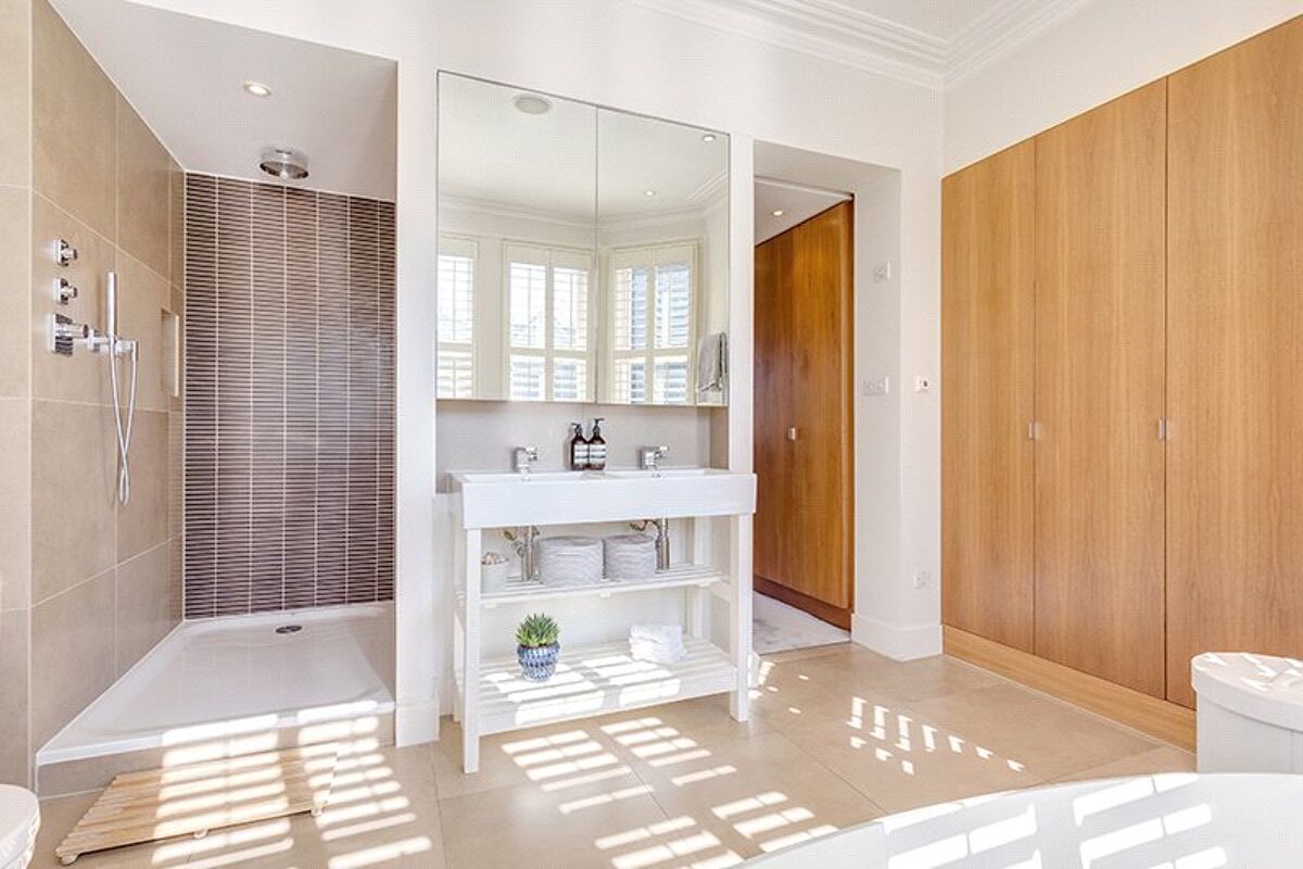 house for sale in Trinity Road, Wandsworth, London, SW18 WND170055