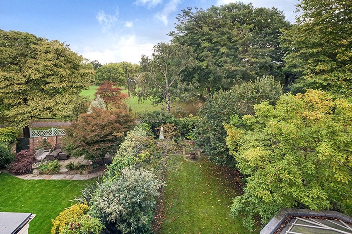 house for sale in Baskerville Road, Wandsworth, London, SW18